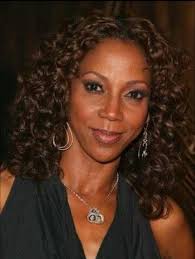 Jill Marie Jones vs Holly Robinson E