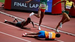 #sifan #falls #race #video #tokyoolympicsdutch runner sifan hassan experienced a runner's worst nightmare on sunday when she fell during the first round of t. Dutch Runner Hassan Falls Gets Up And Wins 1 500 Meter Heat Arab News