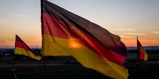 Bundesrepublik deutschland ), είναι η δεύτερη μεγαλύτερη σε πληθυσμό χώρα της ευρώπης, και πρώτη στην ευρωπαϊκή ένωση, καθώς και μία. Germania H Kybernhsh Sxediazei Na Dia8esei 6 4 Ekatommyria Doseis Embolioy Se Paidia Kai Efhboys Kosmos Iefimerida Gr