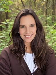 Kimberly Riggins's Instagram, Twitter & Facebook