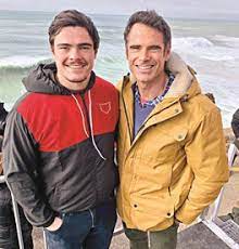 Pedro lima partilhou uma foto do filho mais novo, max, em cima de uma prancha de surf (imagem acima, à além de max, pedro lima tem mais três filhos. Filho De Pedro Lima Momento Com Os Irmaos E Recorda Ator Amamos Te Muito A Ferver Vidas