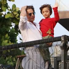 Shah Rukh Khan and AbRam's best moments together