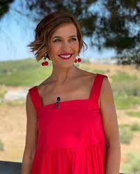 Select from premium fatima lopes of the highest quality. Caras 10 Vezes Que Fatima Lopes Mostrou Que Os 50 Sao Os Novos 30 Ou 20