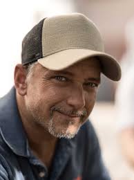 The complimentary breakfast aka interview. Kurzweil Ich Interview Mit Fotograf Alex Heitz Aka Malandro