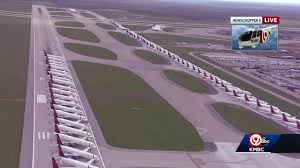 Portland international airport (pdx) is open 24 hours, 7 days per week. Delta Airlines Parking Planes On Runway At Kci Airport Youtube