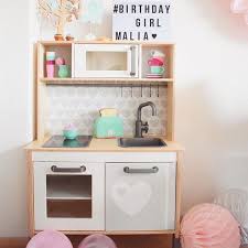 Ikea Kinderkuche Pimpen Die 10 Besten Ideen Zum Selbermachen Limmaland Blog Ikea Kinderkuche Kinderkuche Ikea Spielkuche