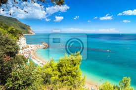Camping italien adria und meer. Sirolo Strand Im Nationalpark Von Conero Italien Fototapete Fototapeten Tour Tourismus Ancon Besen Myloview De