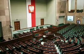 Wybrany kandydat będzie musiał uzyskać większość także w izbie wyższej. Sejm Moze Obradowac Zdalnie Zmiany W Regulaminie Uchwalone