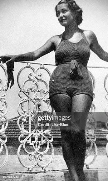 1,271 Swimsuits 1920 Stock Photos, High-Res Pictures, and Images - Getty Images