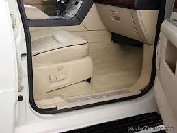 The best mats that i have seen lately now are the ones advertised on espn and in the car magazines that are custom made for your car. 2006 Lincoln Navigator For Sale Classiccars Com Cc 975347
