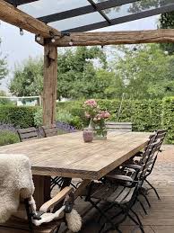 Das Terrassendach Aus Alten Holzbalken War Die Beste Investition Uberhaupt Im Garten Bei Katinkaa Uberdachung Garten Gartendach Terrassendach