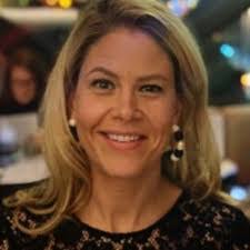 Erin Lau's Instagram, Twitter & Facebook