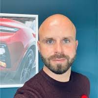 Shane Meek's Instagram, Twitter & Facebook