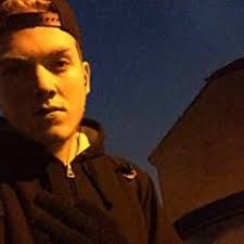 Stream Chris McDevitt music