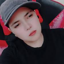 Wishing you a Happy New Year from our Vegas family to yours. 🎆🎇😍