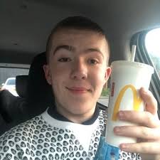 Harry Buckley 2003 (@2003_buckley)