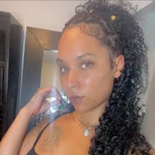 Who can mow my grass in Monaca, Center Township?