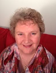 Denise Knott's Instagram, Twitter & Facebook