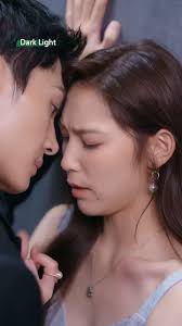 When a bathroom turns into a dangerous game of, passion & power. 🔥, #iqiyi  #darklight #wangyilei #wuchunyi, #verticaldrama #shortdrama #cdrama  #mustwatch, #爱奇艺 #微剧 #暗光 #王译磊 #吴纯一