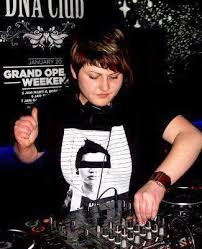 Over one million legal mp3 tracks available at juno download. Djane Yani Reverbnation