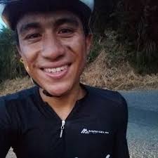 Los ojos son el espejo del alma, donde solo los que saben apreciarla pueden  encontrar la calma " #R.H.Pérez #estacomo #bonito #el #chandoberman 😅  #perrosdeinstagram #photooftheday #dogs #beautiful #life #love