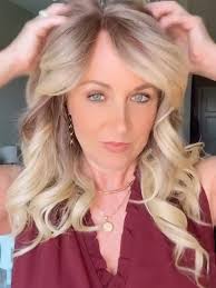 Curvy Blonde Influencer Jordan