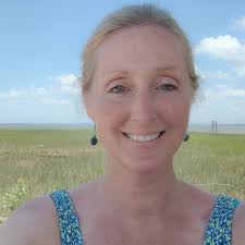 WE STAN FOR THIS WOMAN 👏 And look at JD just seething lava.