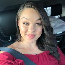 India Torres Essentials