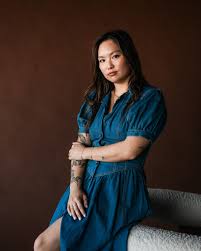 Idk why the heck it took me so long to blog about this beautiful intimate  wedding I photographed back in April, but I finally did, and it's finally  up! The link is