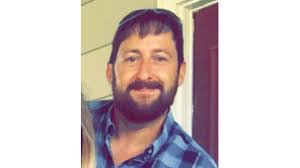 Karen Corum's Instagram, Twitter & Facebook