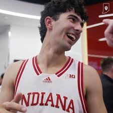 Devin Newton's Instagram, Twitter & Facebook