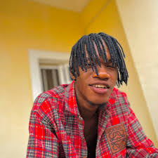 Amara Vincent's Instagram, Twitter & Facebook