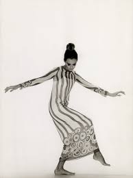 Maison Chloe The French Fashion Brand History Chloe Official Website Vintage Fashion 1960 Fashion Fashion History