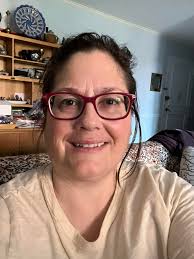 Hello all. I'm 53, a single Scorpio woman, located near Batltimore.❤️❤️