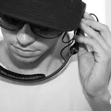 Qwazars Original Mix By Mr Fingers On Beatport Follow djmaus_nl to never miss another show. qwazars original mix by mr fingers