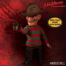 See full list on fridaythe13th.fandom.com A Nightmare On Elm Street Mezco Designer Series Mega Scale Talking Freddy Krueger