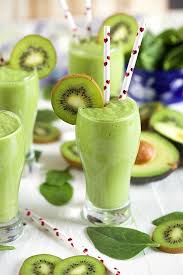 Kiwi Pineapple Spinach Smoothie Recipe The Suburban Soapbox Recipe Best Smoothie Recipes Smoothie Recipes Healthy Smoothie Recipes