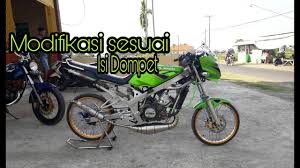 Kelir putih menandakan motor ini adalah motor yang akan menjadi trend 2012 ini. Ninja Rr 150 Modifikasi Thailook