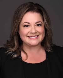 Stephanie Mower's Instagram, Twitter & Facebook