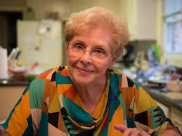 Lily Comer's Instagram, Twitter & Facebook