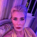 Angela Gainey's Instagram, Twitter & Facebook