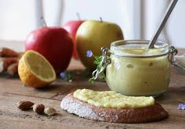 Beurre De Pommes Vegetal Index Glycemique Bas Avec Puree D Amandes Recette Beurre De Pomme Recette De Beurre De Pomme Recettes Crues