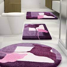 Bathroom floor linen makes your living space cozy and adds texture to your home decor. 27 Beautiful Bathroom Rugs Ideas Bathroom Rugs Rugs Bathroom Rug Sets