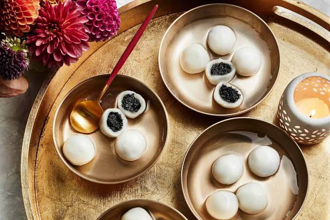 Sweet Rice Balls