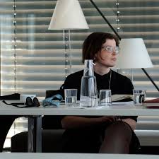 90.000 stichwörter und wendungen sowie 120.000 übersetzungen. Full Surrogacy Now Ici Berlin