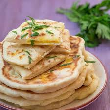 Recette Facile De Naans Fromage Cheese Naan Recettes Faciles Recette Pas Cher Recettes Rapides Par Stella Cuisine Recette Recette Naan Recette Facile Recettes De Cuisine