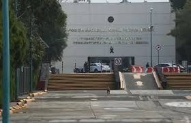 Empresario implicado en narcotráfico y huachicol, libra detención por violación; cuenta con amparo