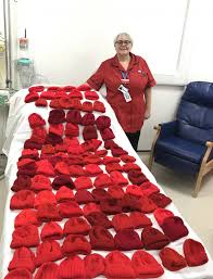 Over 2 000 Of These Tiny Red Hats Have Been Knitted To Help Newborn Babies Avoid Intensive Care Bournemouth Echo
