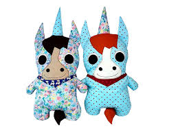 Tierisch warme tiermützen | eltern.dekinderschal mit tiermotiv 'fuchs' und 'maus', gehäkelt kinder lieben schals mit tiermotiven. Nahanleitung Schnittmuster Einhorn Ca 60cm Nahen Anleitung Pferd Kissen Deko