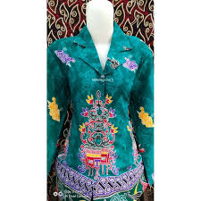 See more ideas about batik kebaya, kebaya, batik dress. Baju Batik Kalteng Perempuan Lengan Panjang Shopee Indonesia